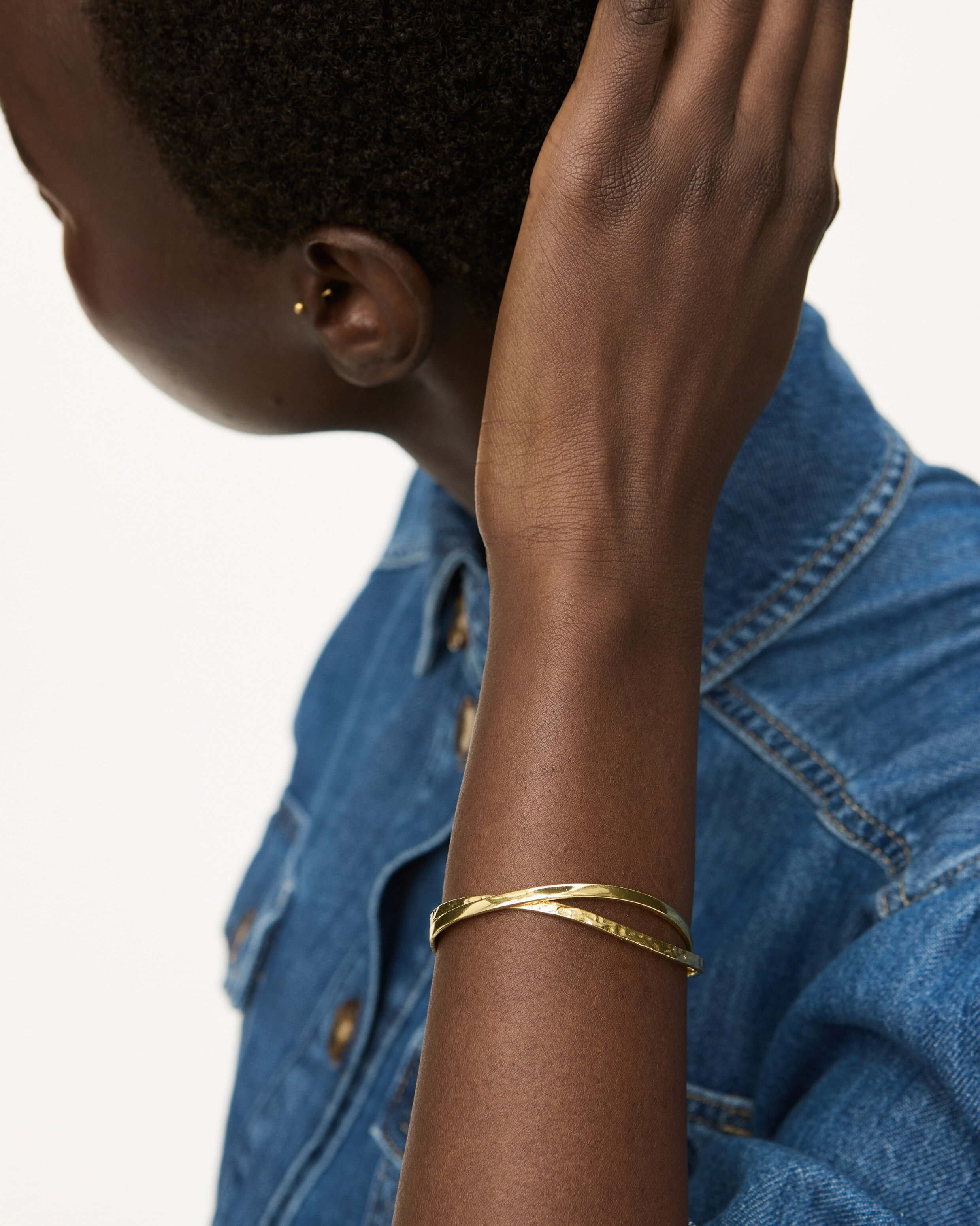 Vinita Twisted Gold Plated Cuff Bangle | Oliver Bonas