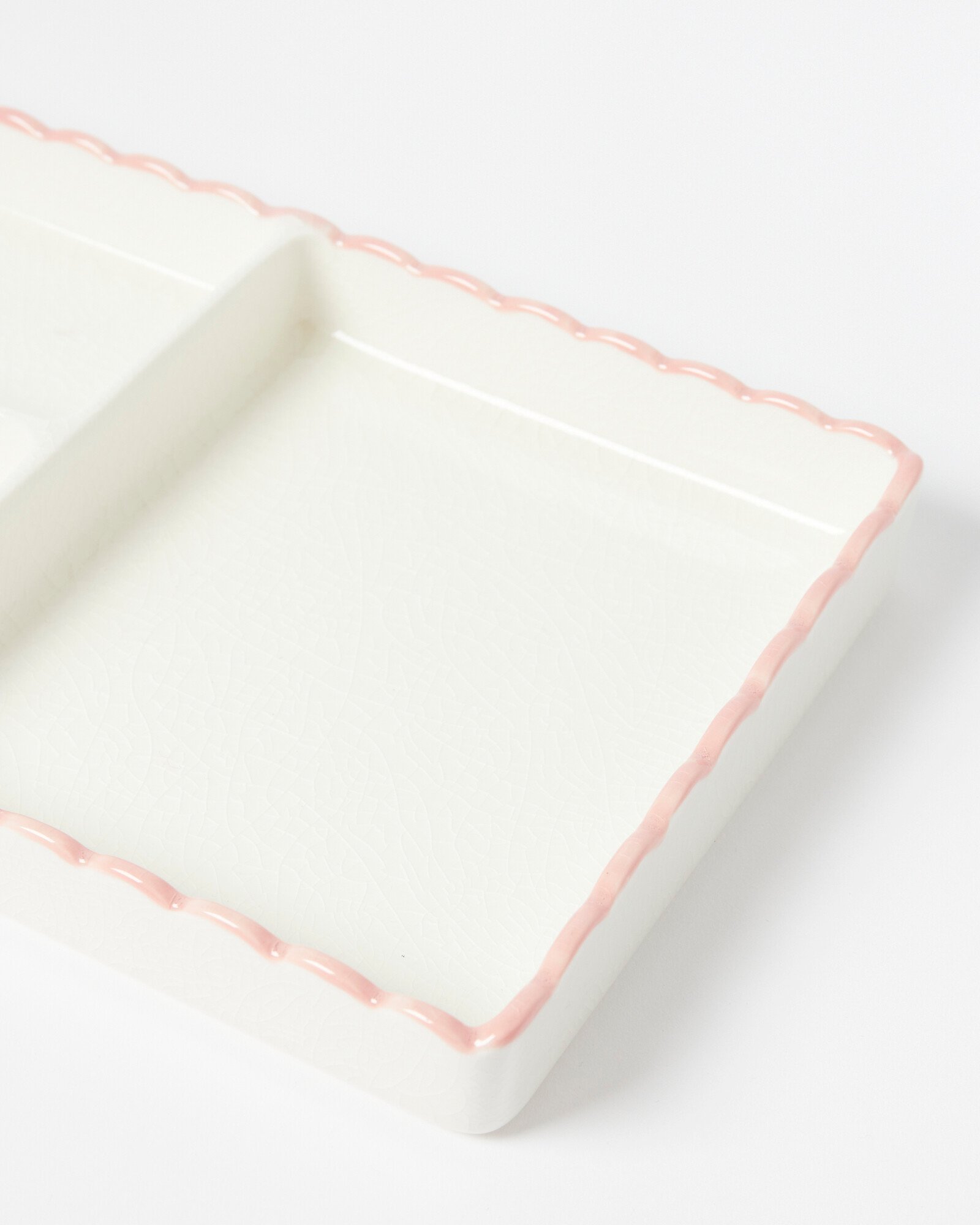 Scallop Pink & White Ceramic Tray | Oliver Bonas