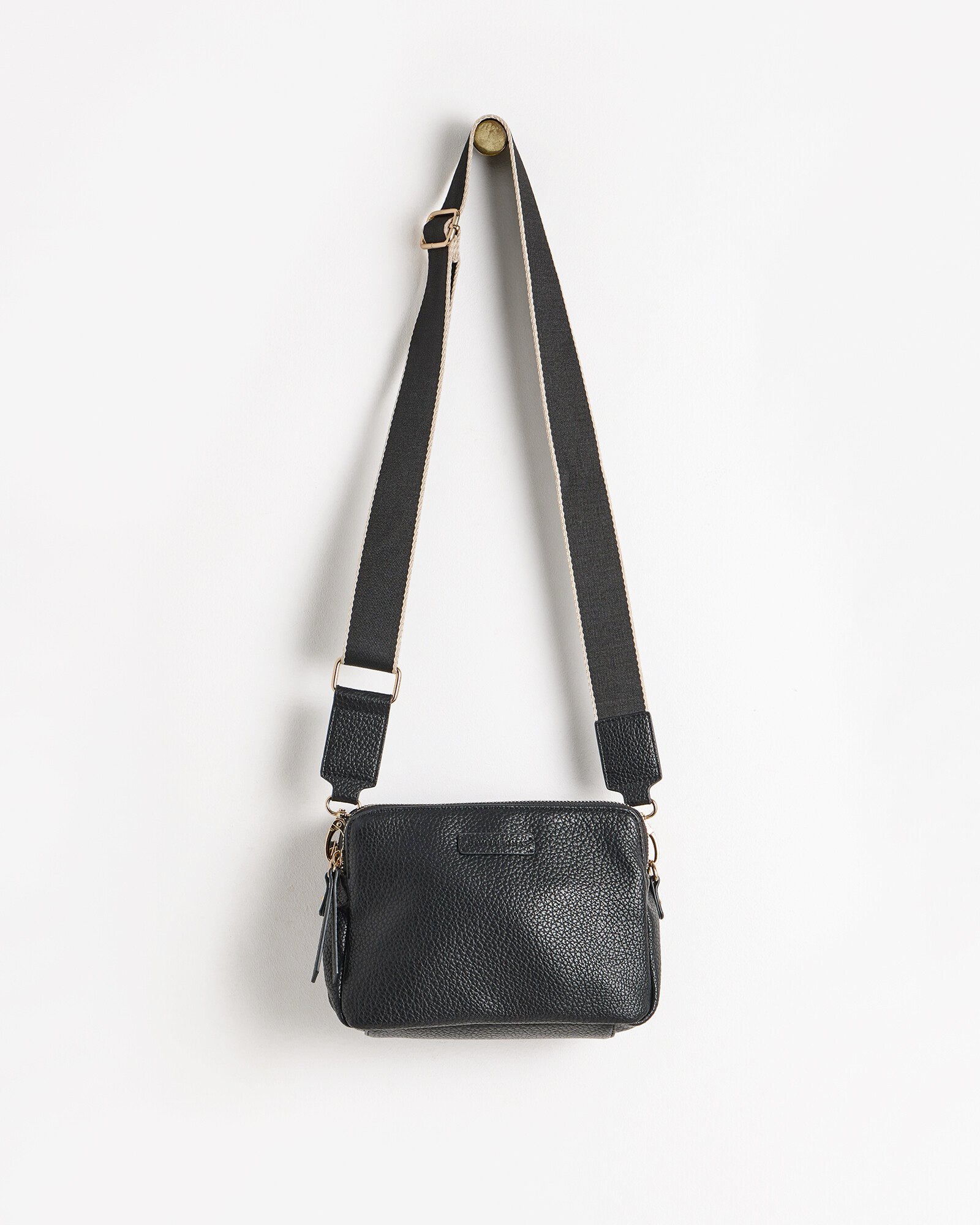 Sac Bandoulière S.Oliver Crossbody Bag Noir - 100% Polyuréthane, Neuf Avec étiquettes