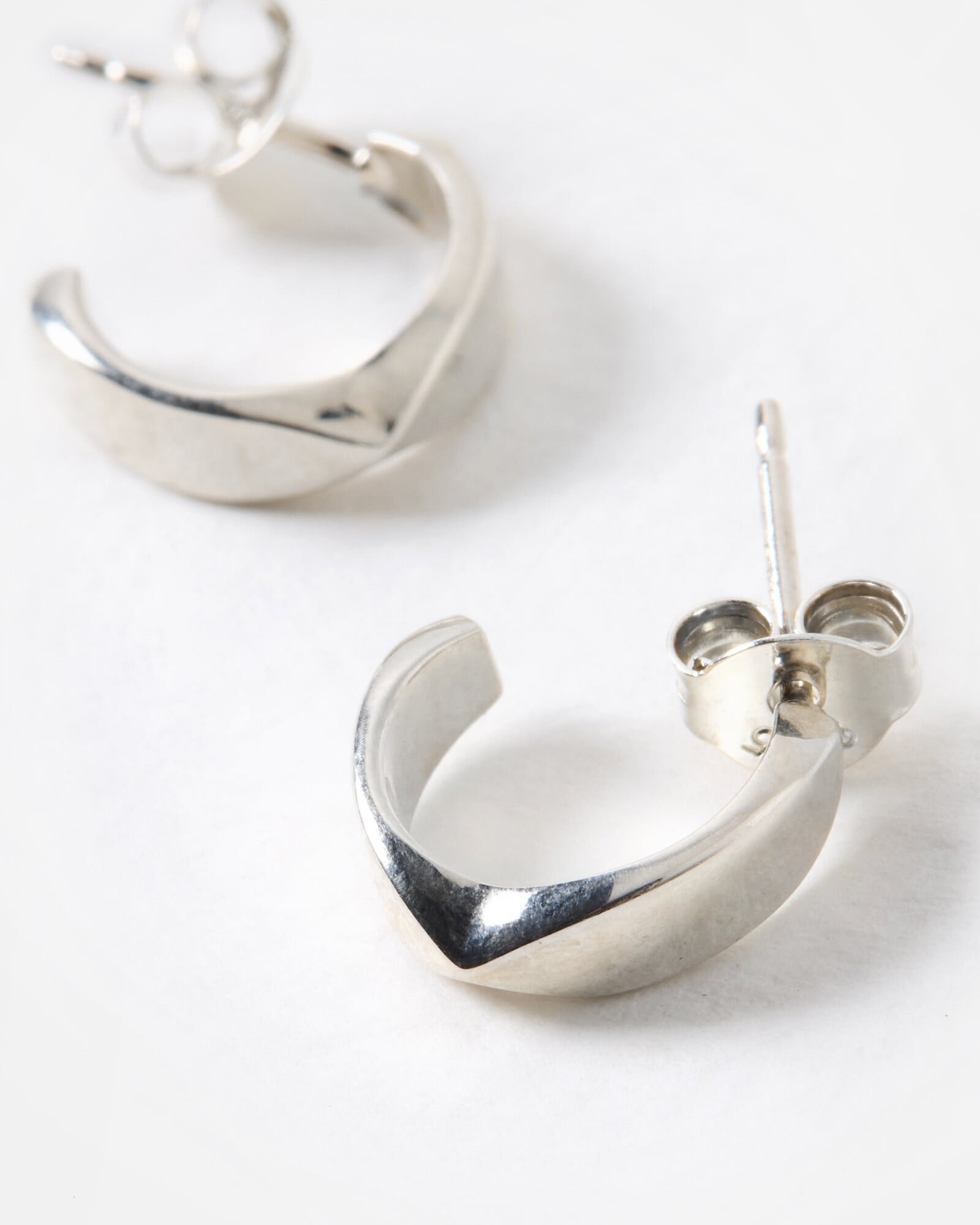 925 sterling zilveren post Cubic Zirconia Huggie-oorbellen