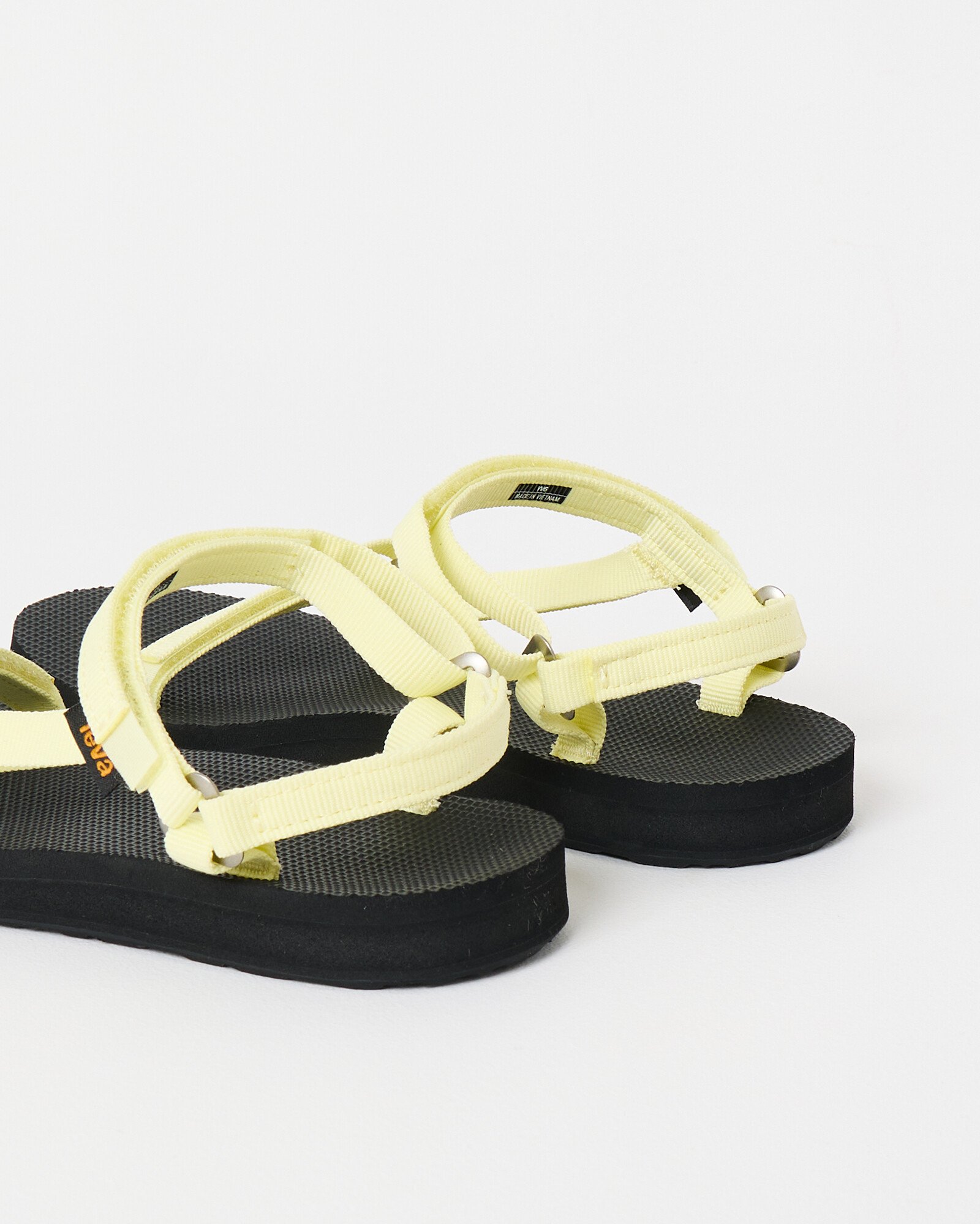 Teva Original Universal Slim Young Wheat Yellow Sandals Oliver