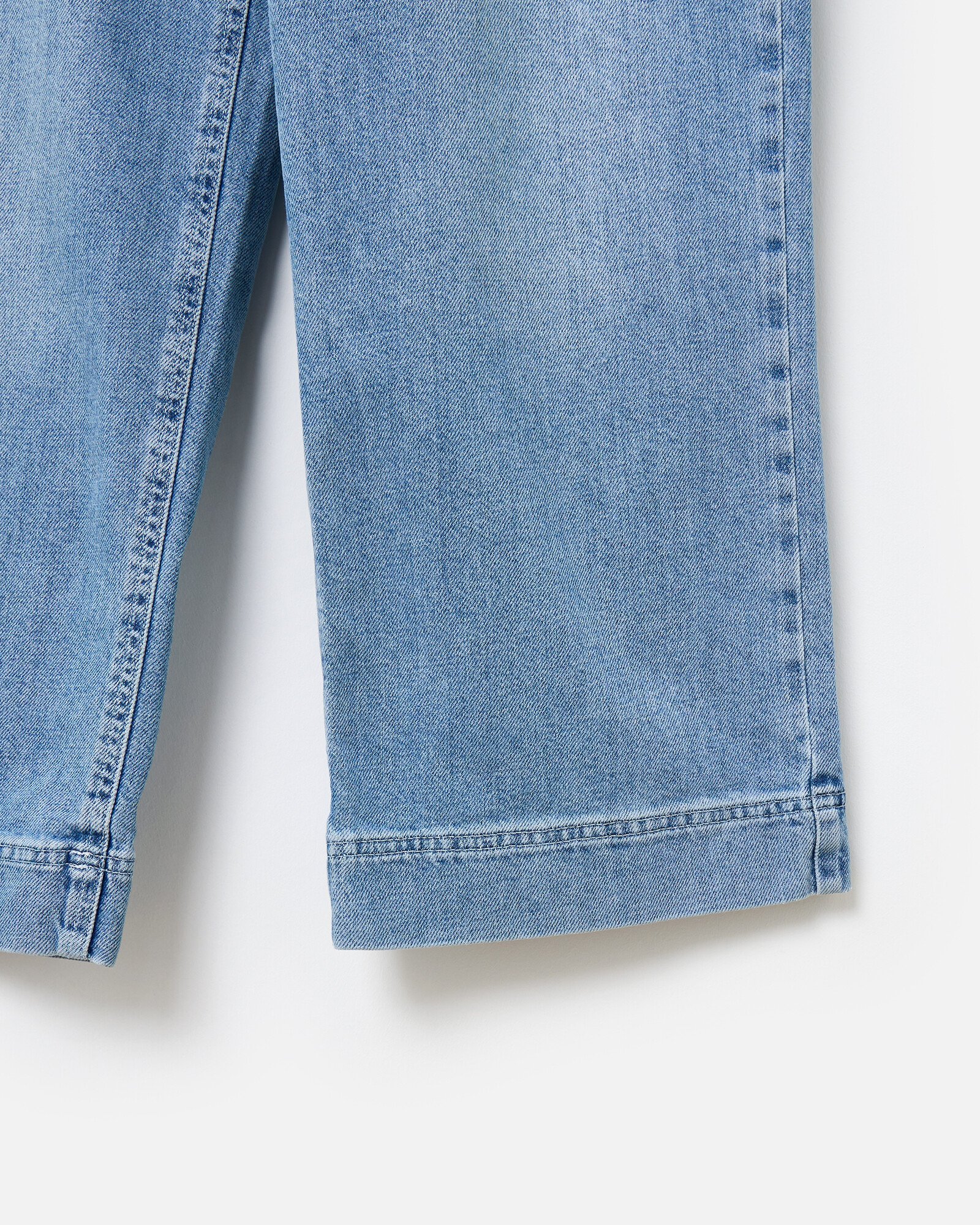 Blue Denim Scallop Pocket Cropped Wide Leg Jeans Oliver Bonas