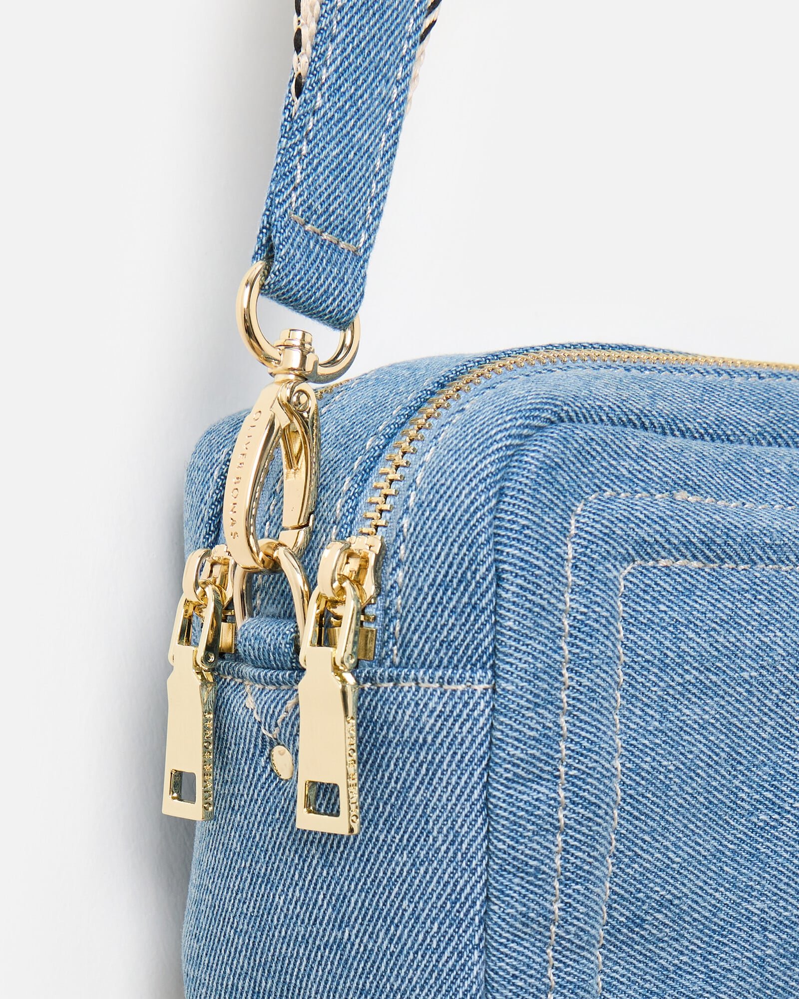 Simen Blue Denim Crossbody Bag | Oliver Bonas