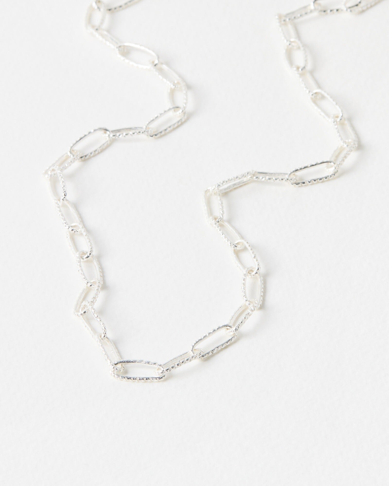Poppy Silver Plated Textured Paperclip Chain Necklace | Oliver Bonas