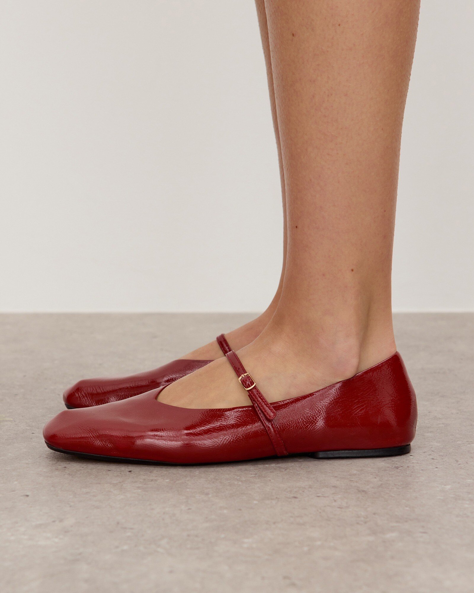 Ollio Women's Mary Jane Ballet Flats - Square Toe Elasticated Flat Shoes With Buckle Detail