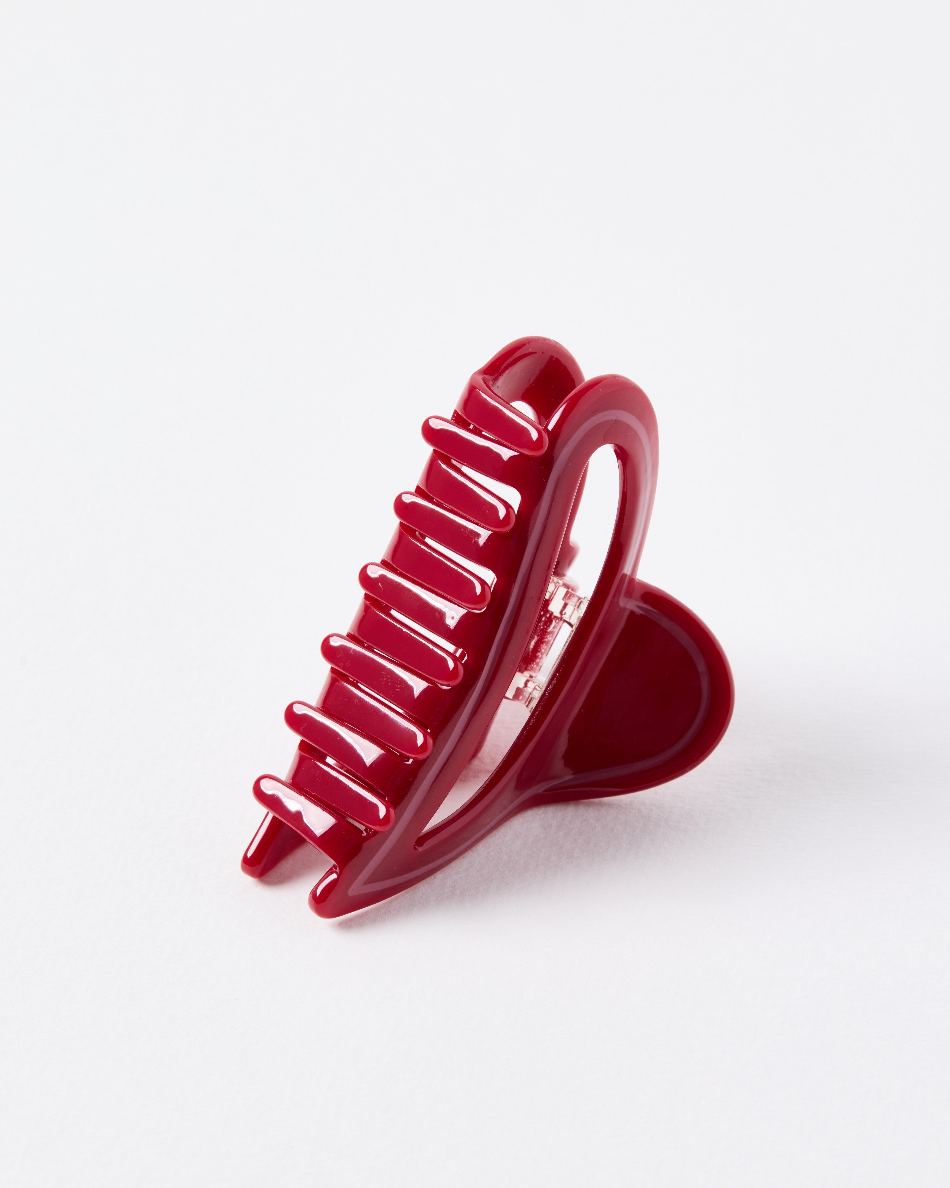 Athena Red Resin Heart Hair Claw Clip | Oliver Bonas
