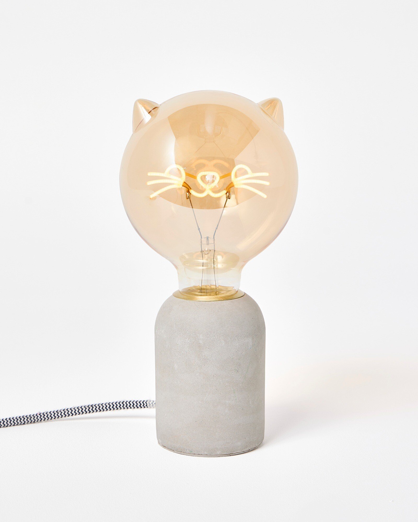 Pierre The Cat Light Bulb | Oliver Bonas