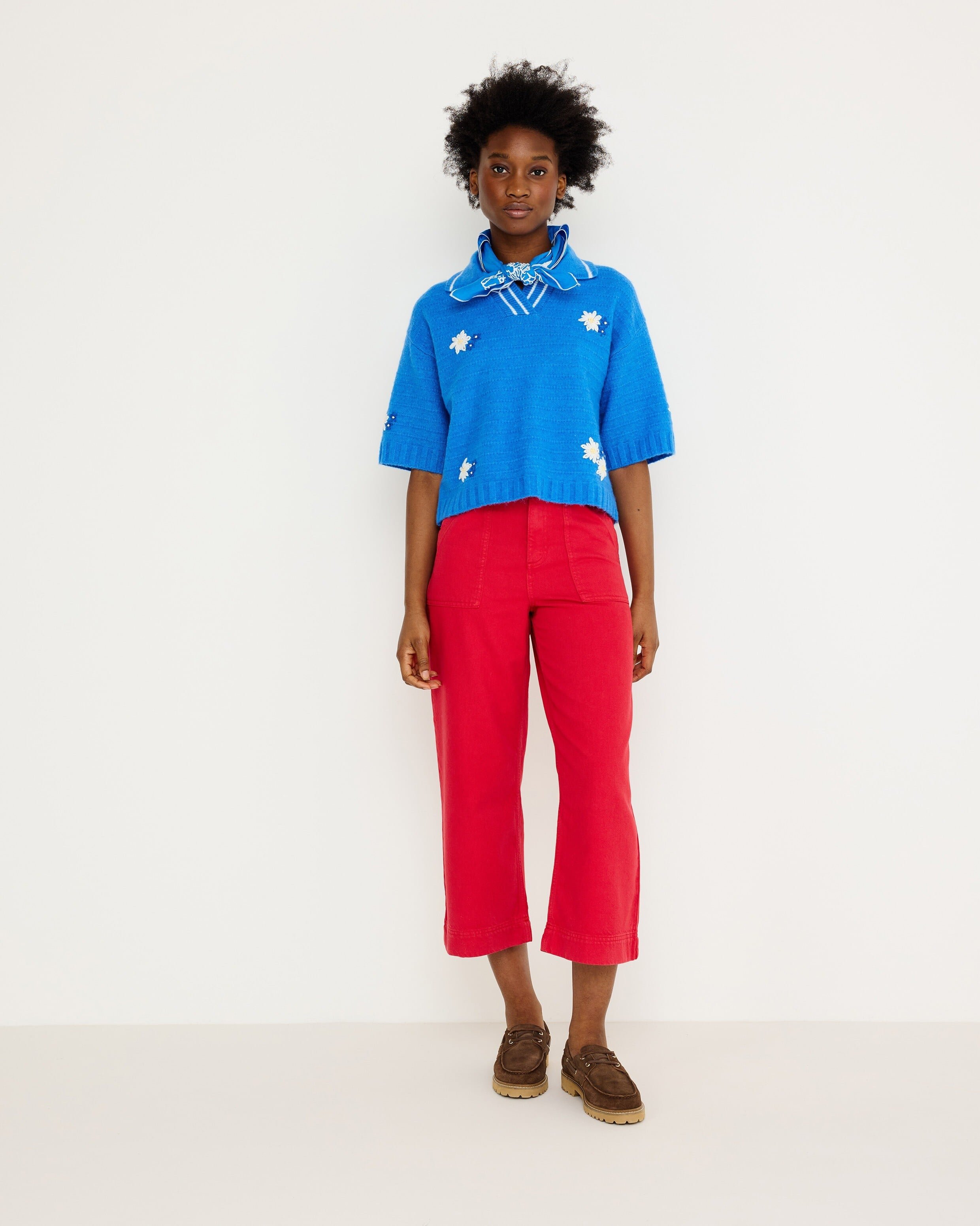 Red Scalloped Pocket Cropped Wide Leg Jeans | Oliver Bonas