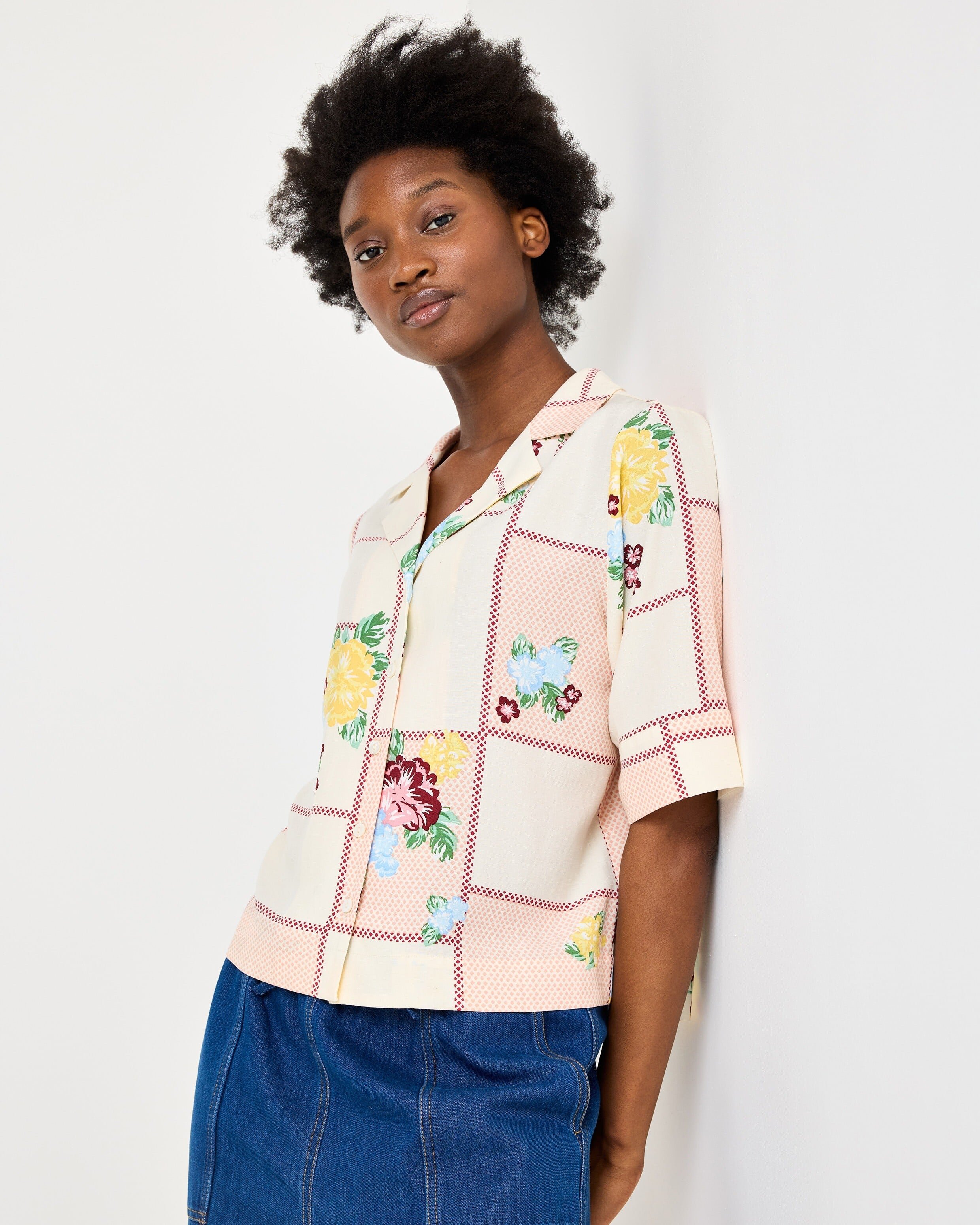 Cream Checked Floral Short Sleeve Shirt | Oliver Bonas