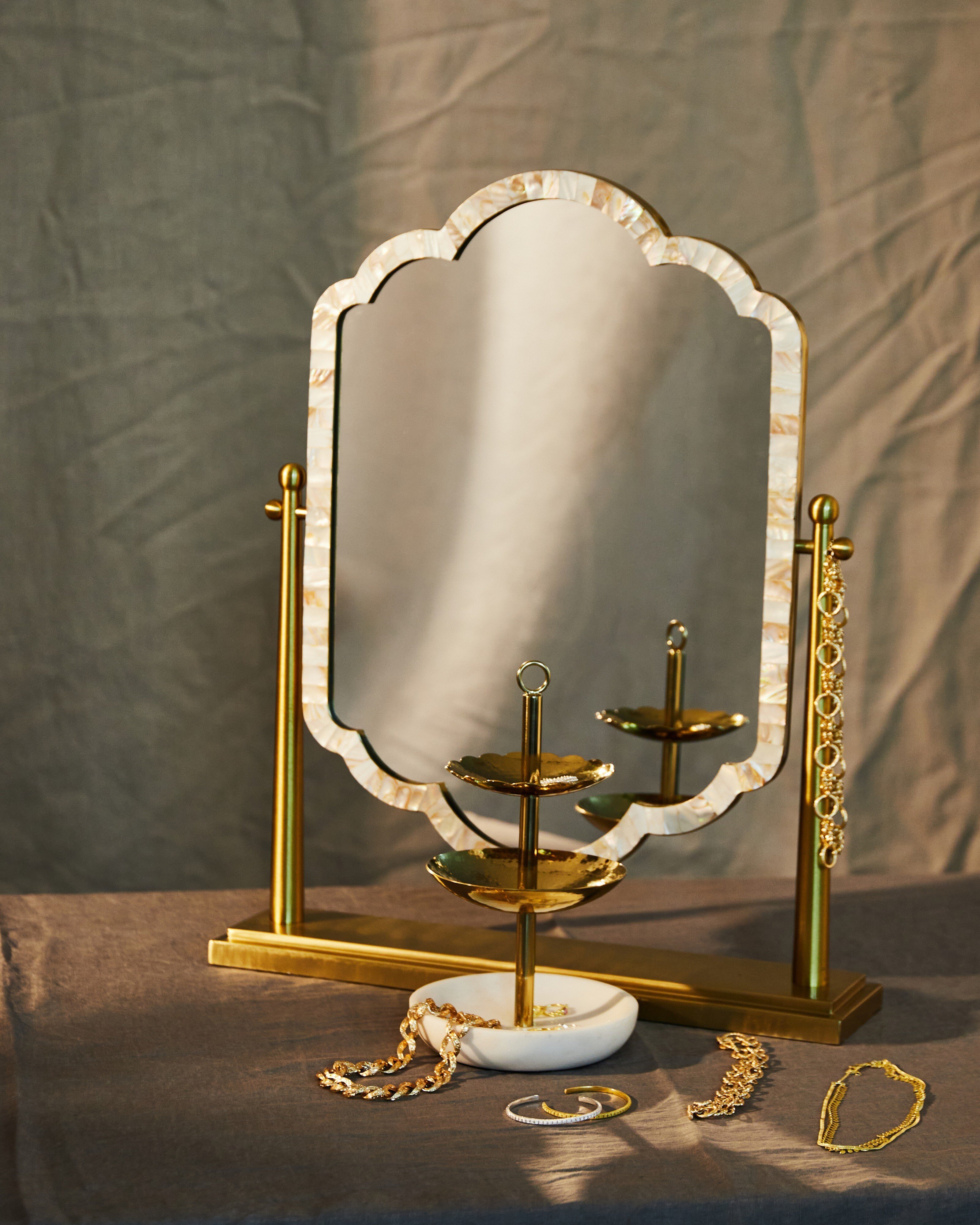 slim fit dress slacks Round Gold Decorative Vanity Mirror – NAMAS LIVING main image 1
