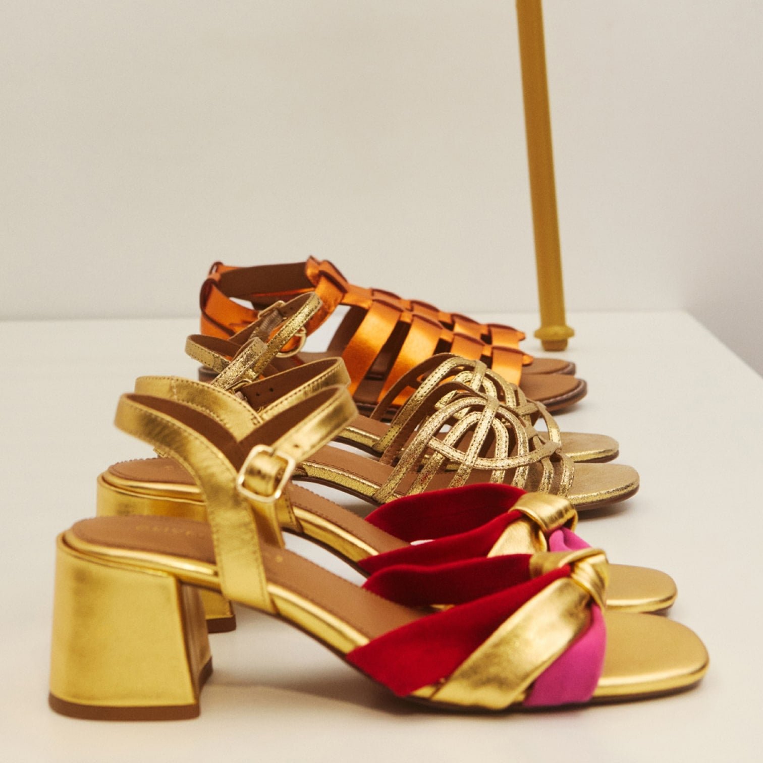 Which Shoes To Wear With Dresses - Style Tips | Oliver Bonas