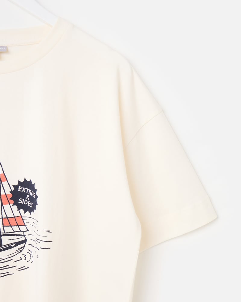 White Fryday Graphic T-Shirt