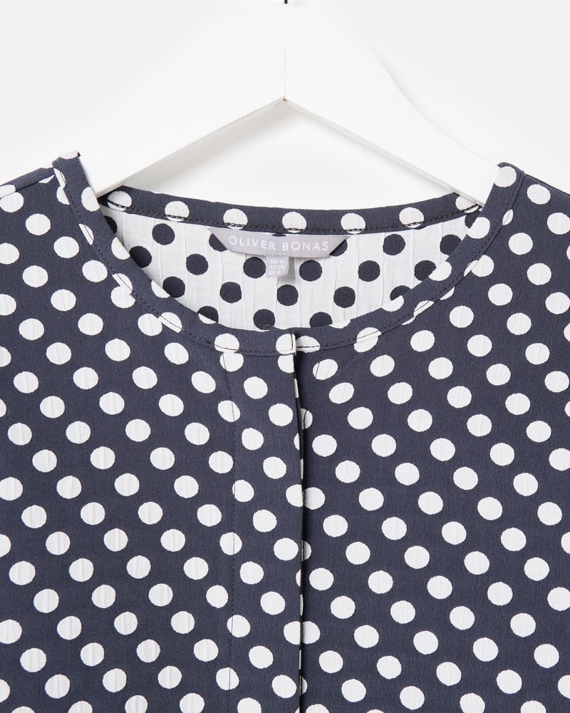 Monochrome Polka Dot Jacquard Puff Sleeve Top