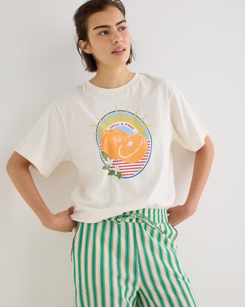 White Chill & Peel Orange Cotton Graphic T-Shirt