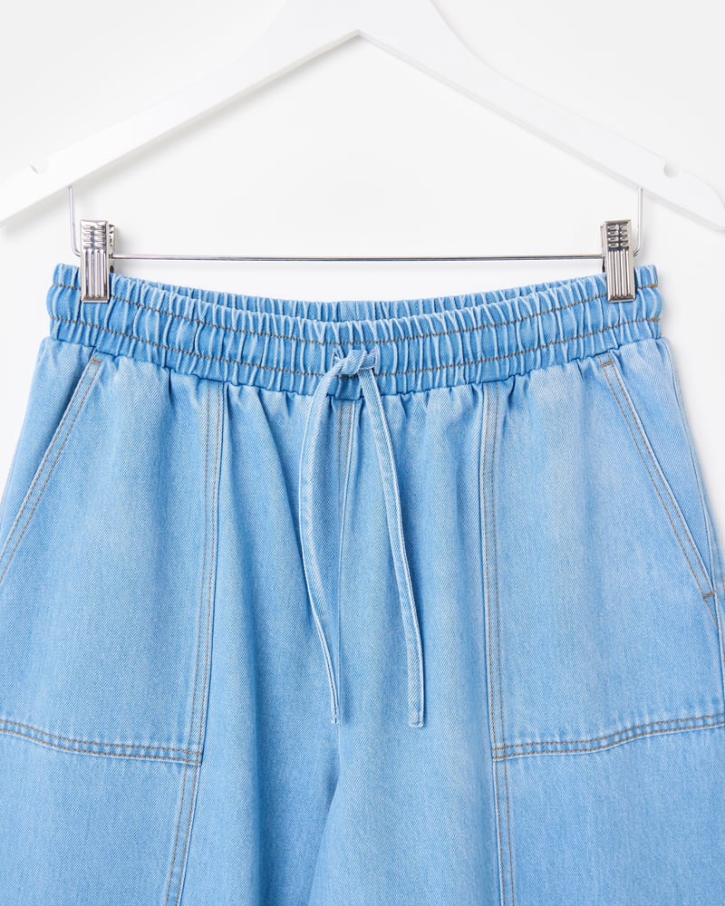Light Blue Denim Tie Waist Barrel Leg Jeans