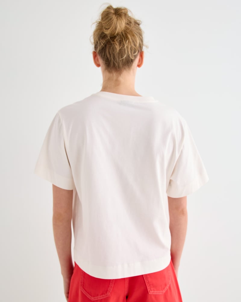 White Prawn Plate Cotton Graphic T-Shirt