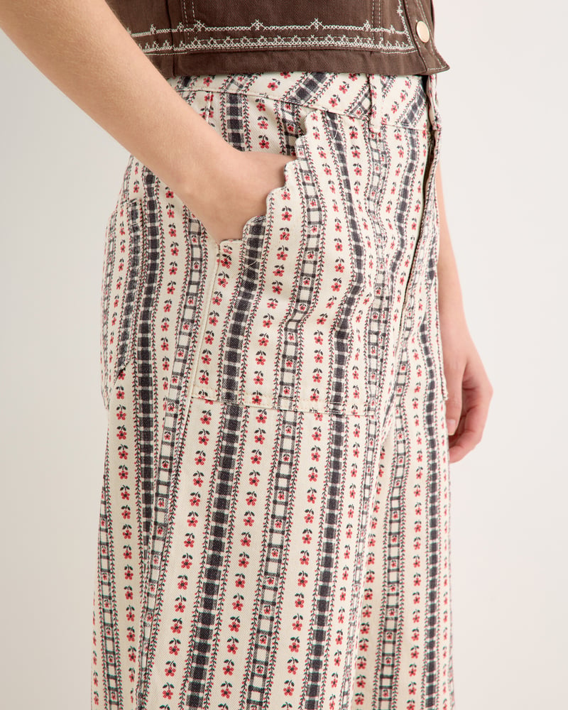 Monochrome Floral Cropped Wide Leg Jeans
