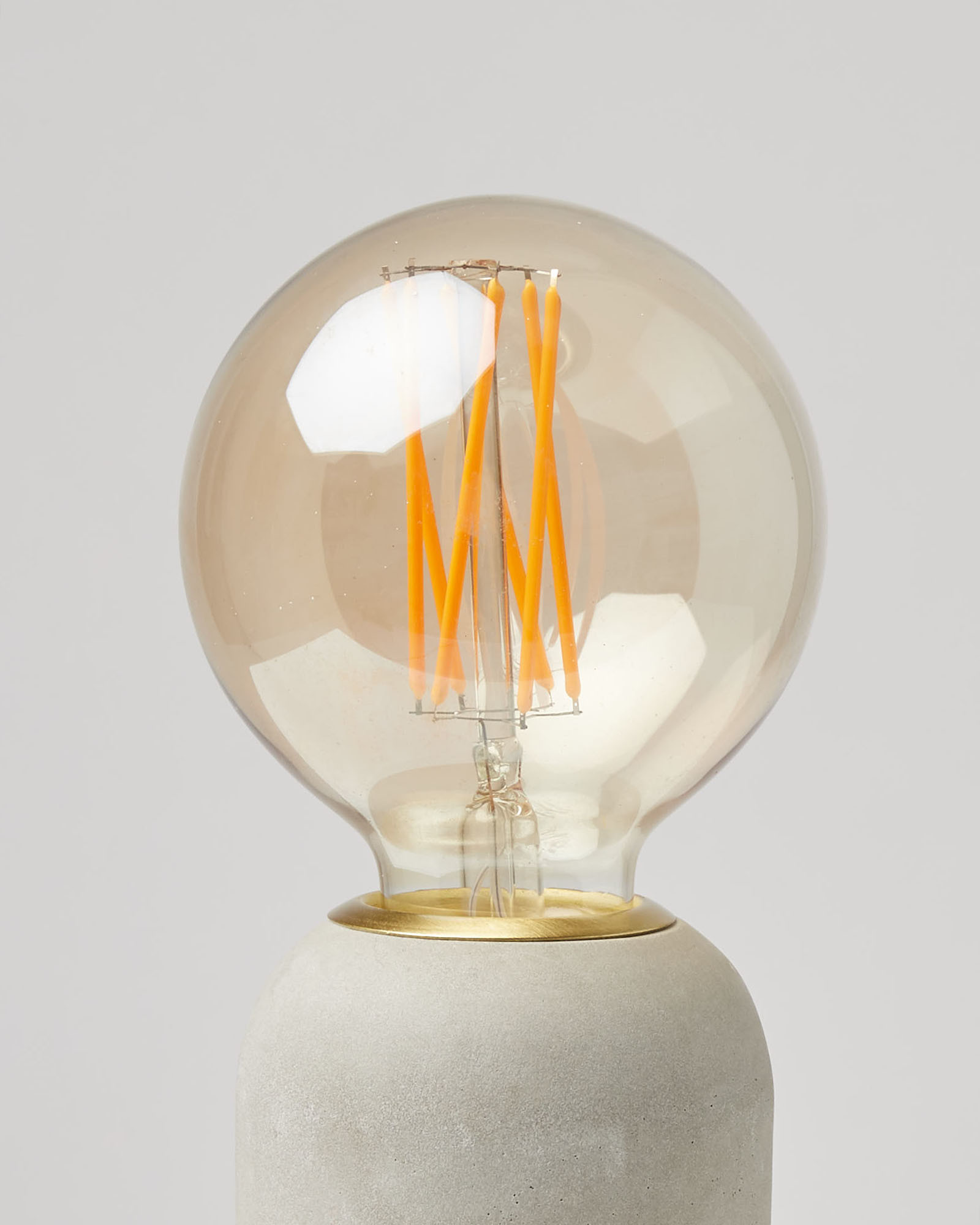 Tala Elva E27 480lm 6W LED Light Bulb