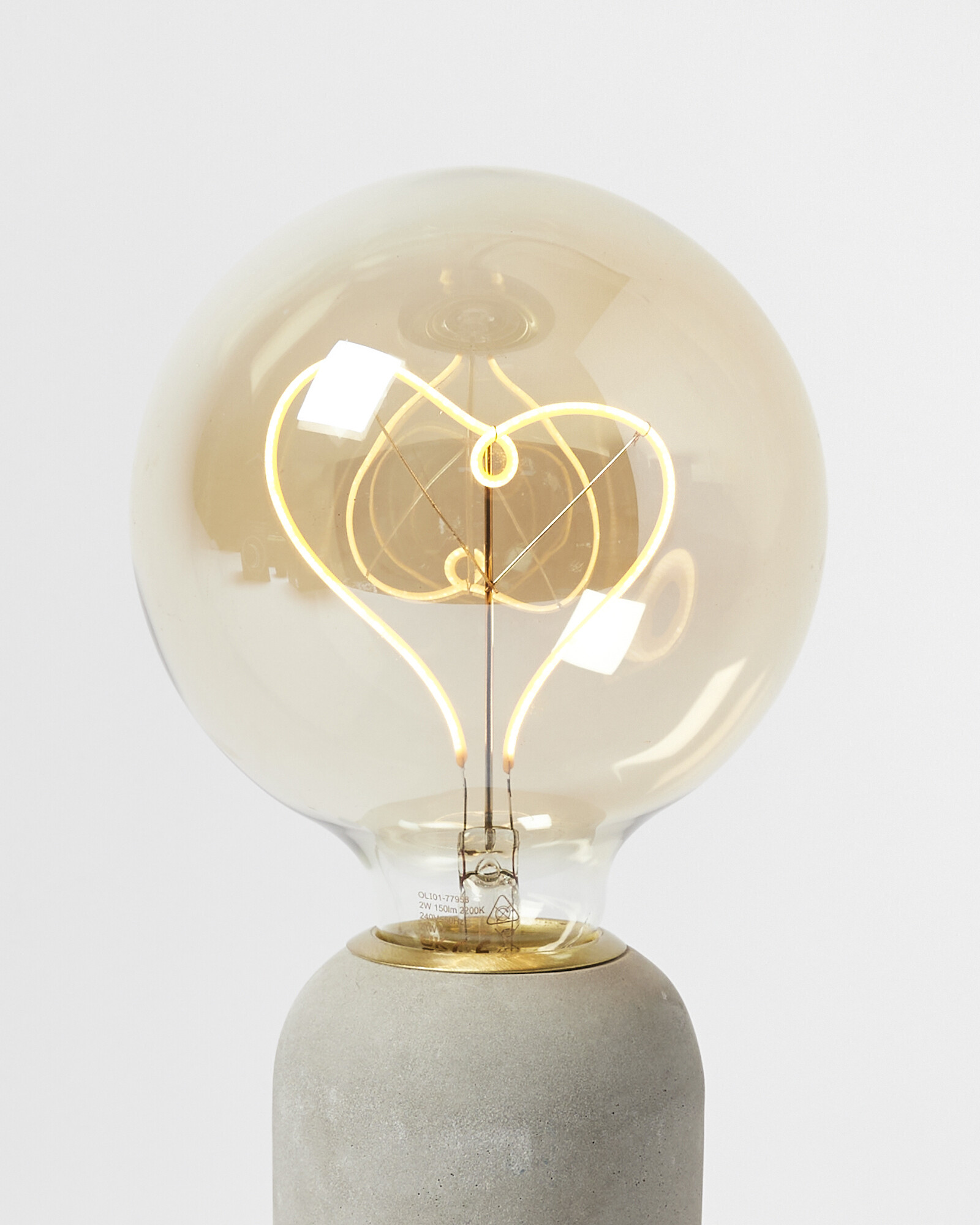 Hato E27 150lm 2W Heart LED Light Bulb