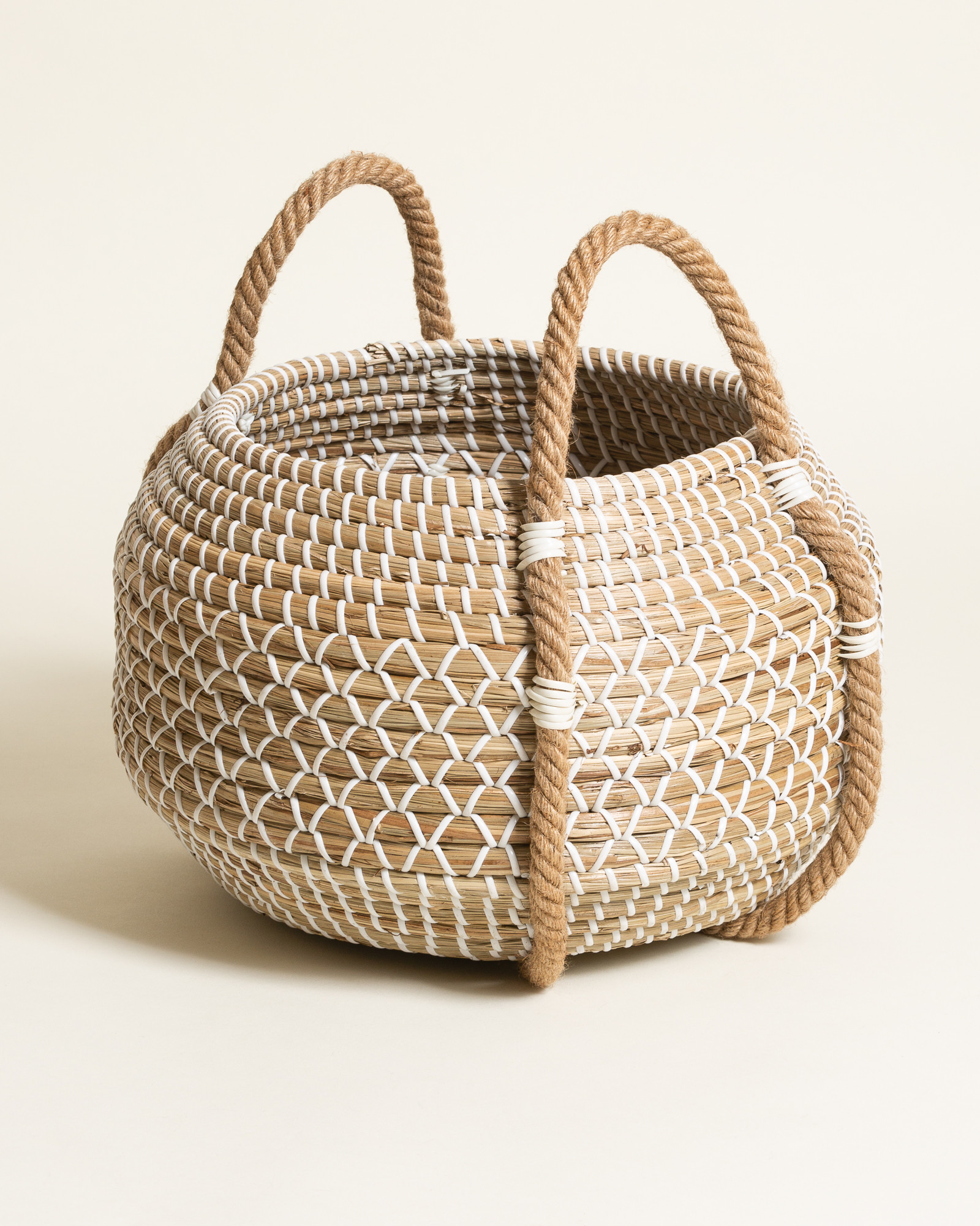 Round Woven Seagrass Storage Basket Oliver Bonas