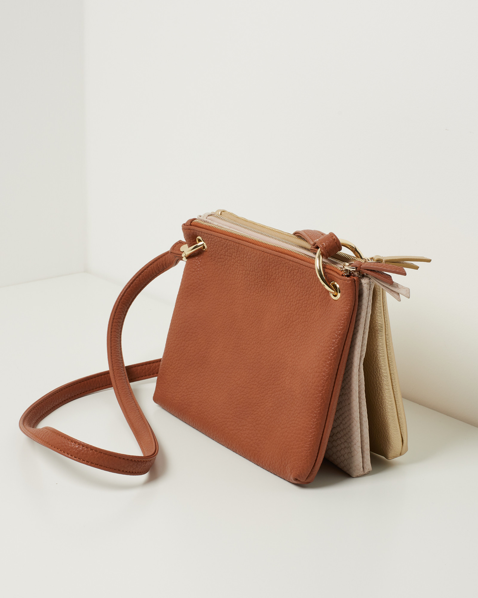 cross body bag multi pocket