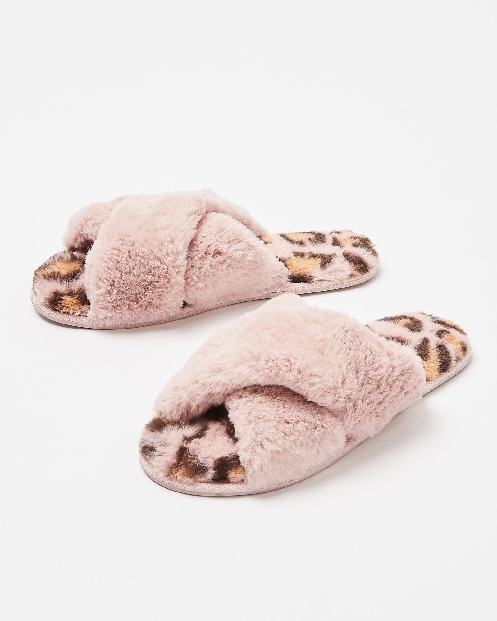 leopard print fluffy slippers