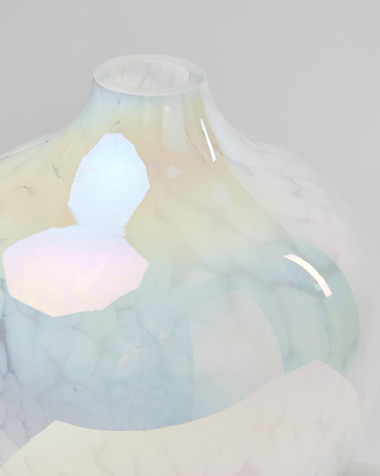 White Spherical Electric Aroma Diffuser | Oliver Bonas