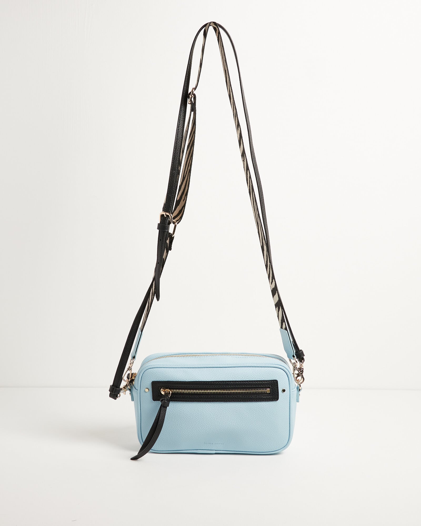 gap camera crossbody bag