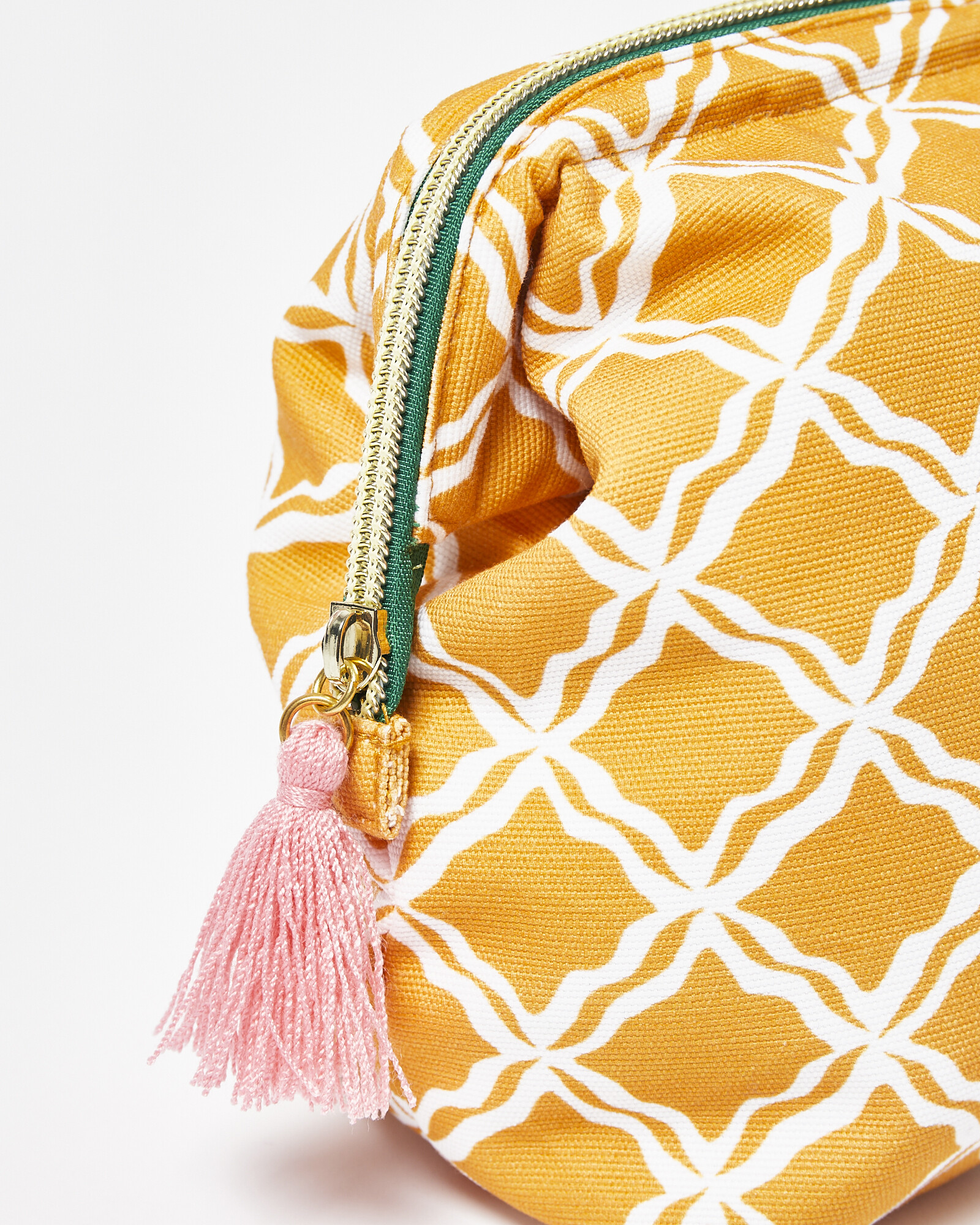 Woven Vanity Bag - Yellow