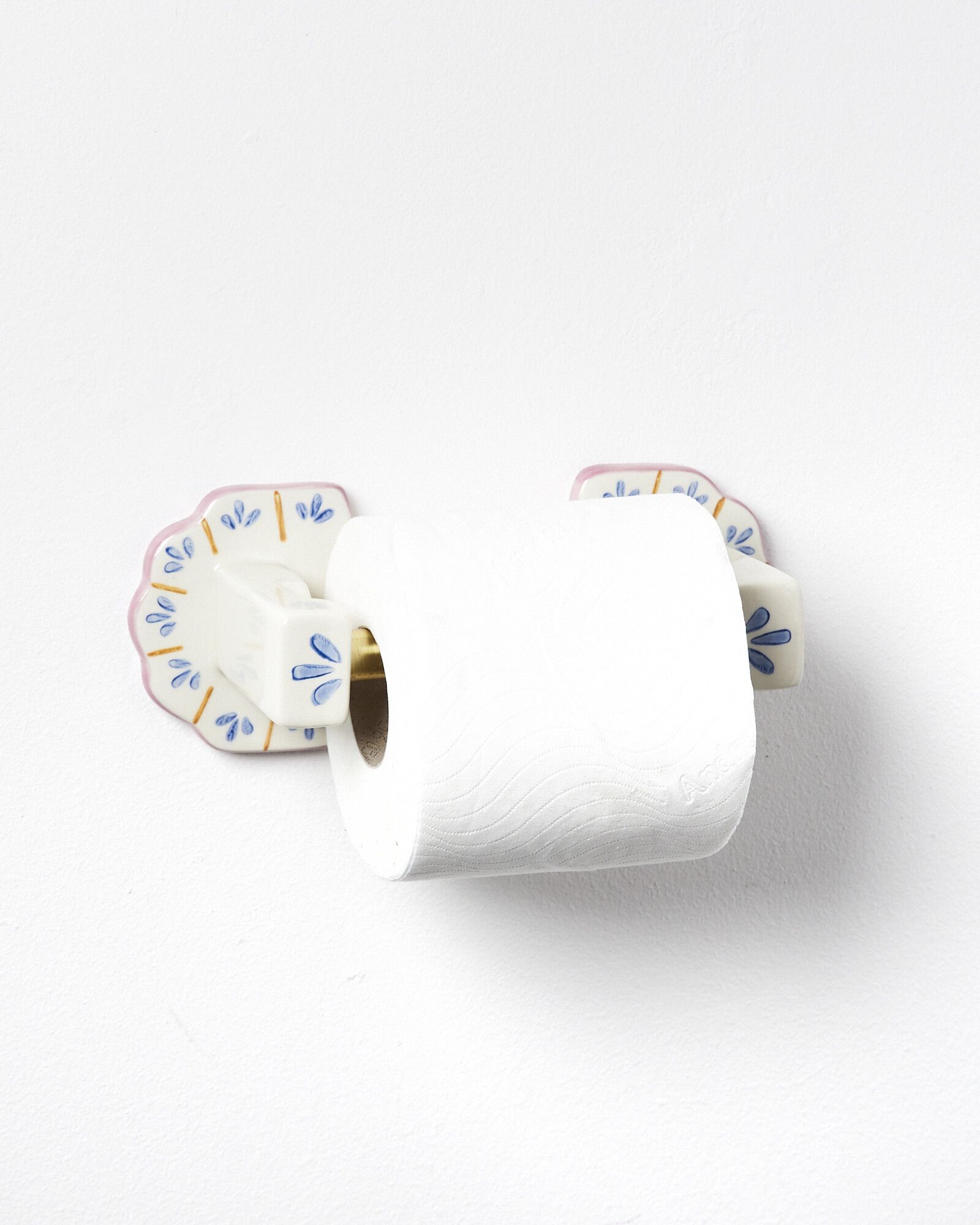 Paper roll holder porcelain