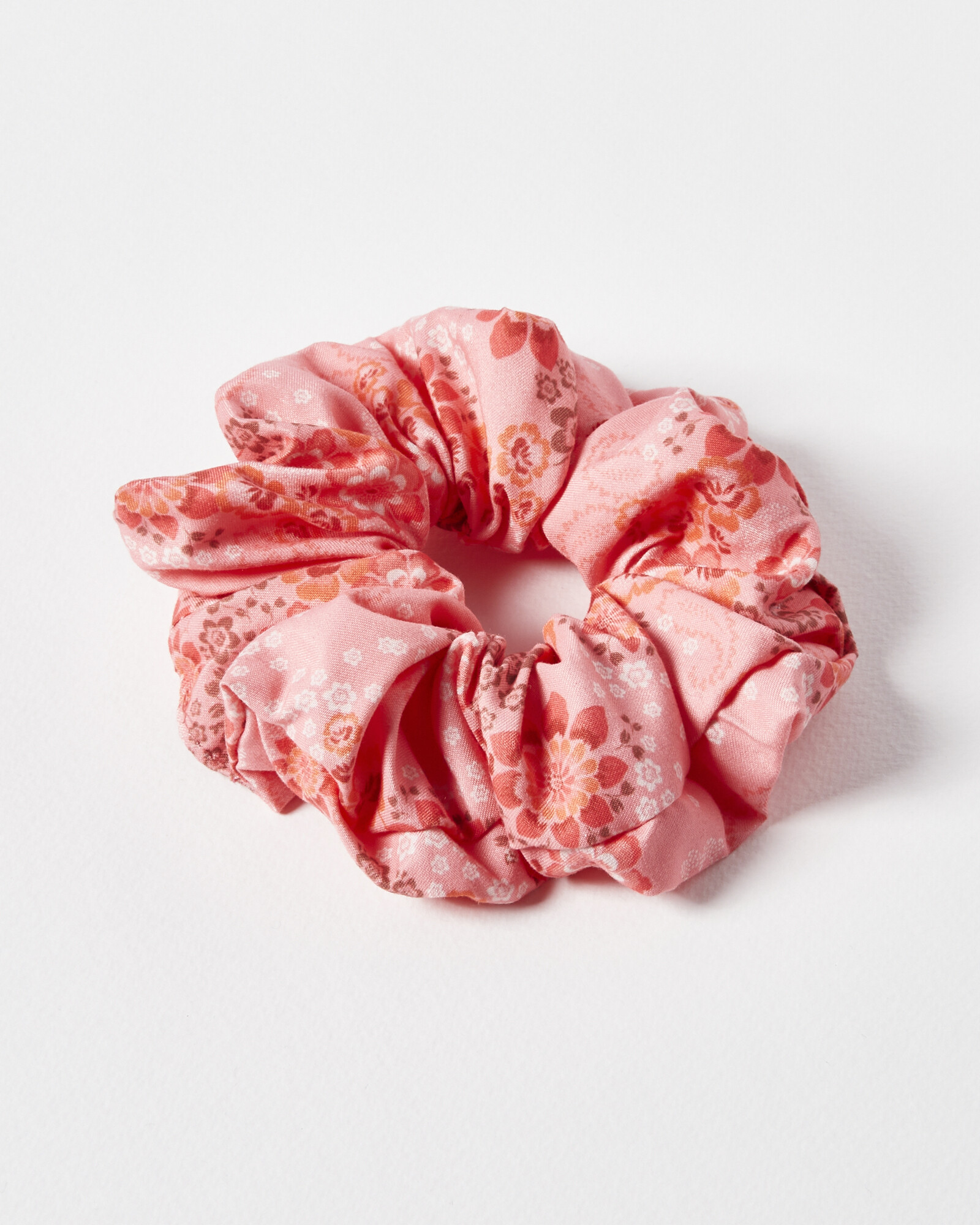 Green floral scrunchie with pink piping main image 0