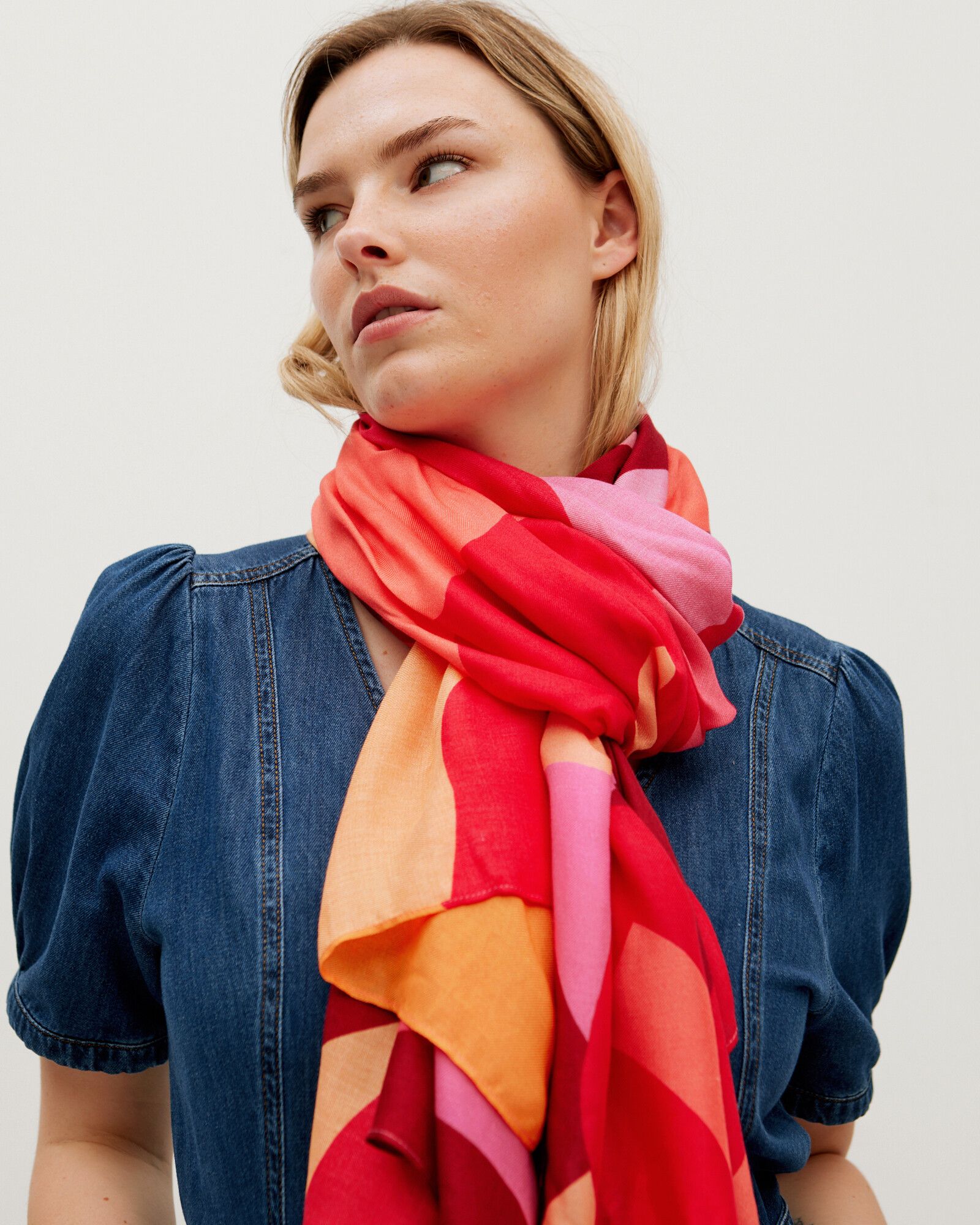 Abstract Tonal Pink Lightweight Scarf | Oliver Bonas