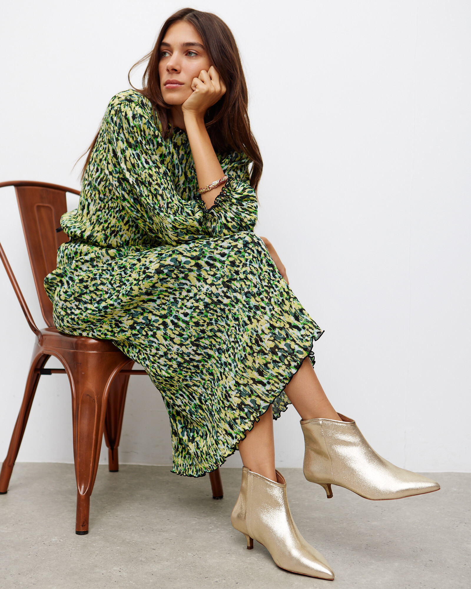 Pointed Kitten Heel Gold Leather Boots Oliver Bonas IE