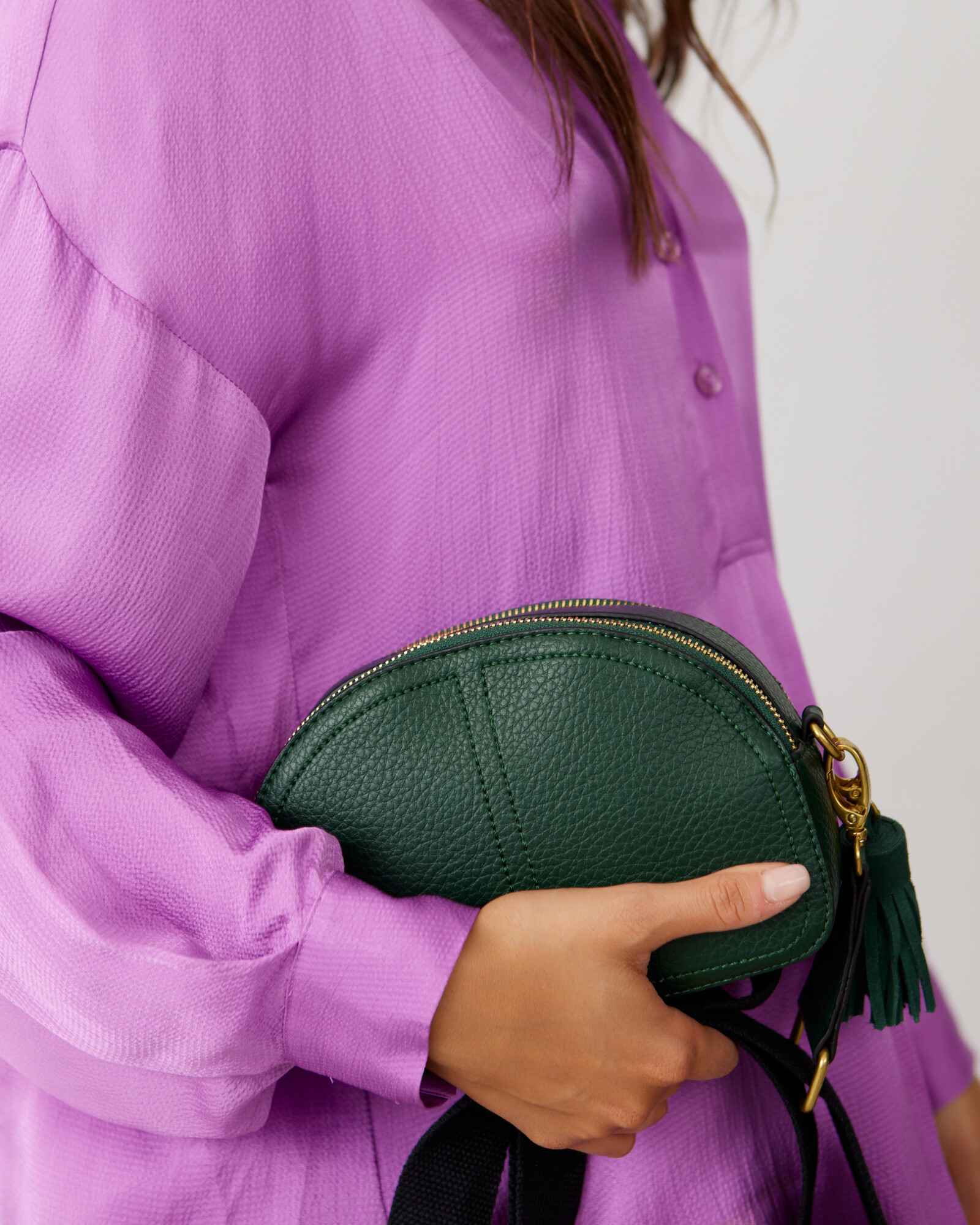 Sophia Curved Crossbody Bags Medium Oliver Bonas