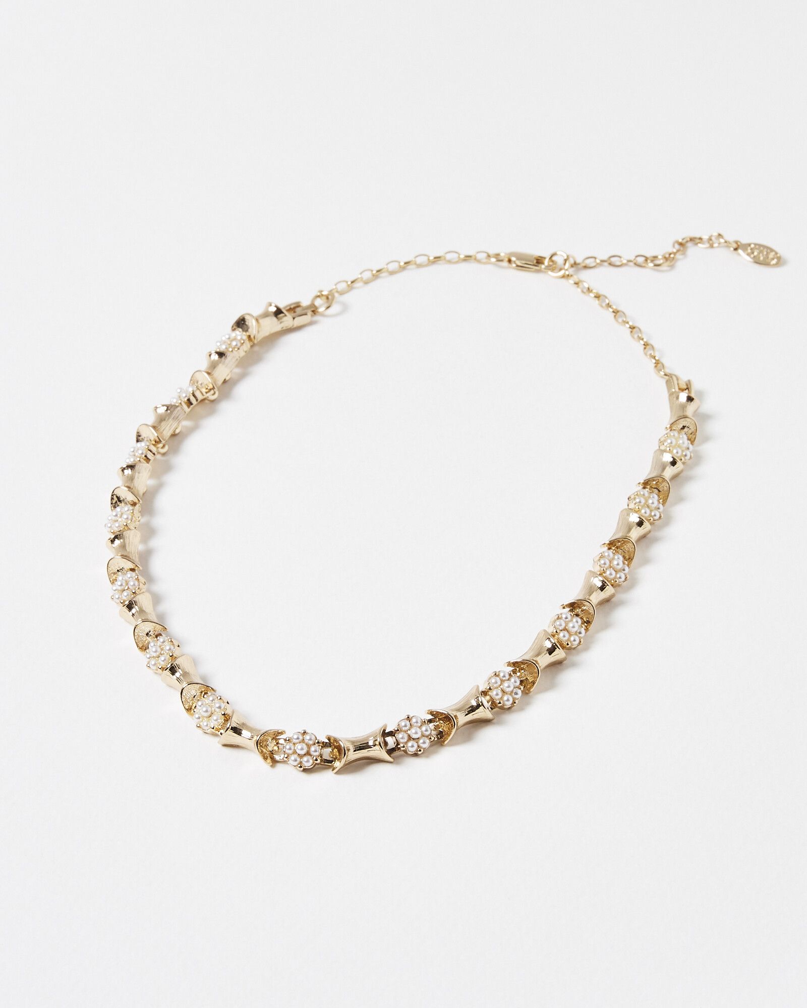 Cecilia Faux Pearl Chunky Short Necklace | Oliver Bonas