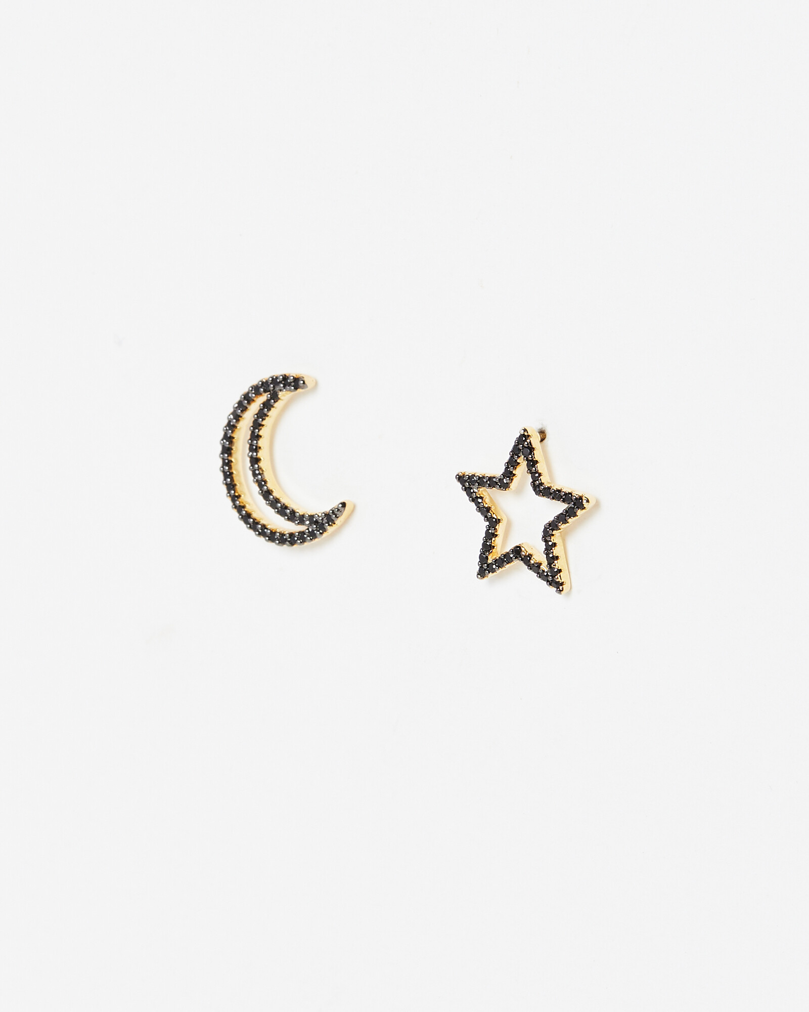 Takara Neve Stud Earrings