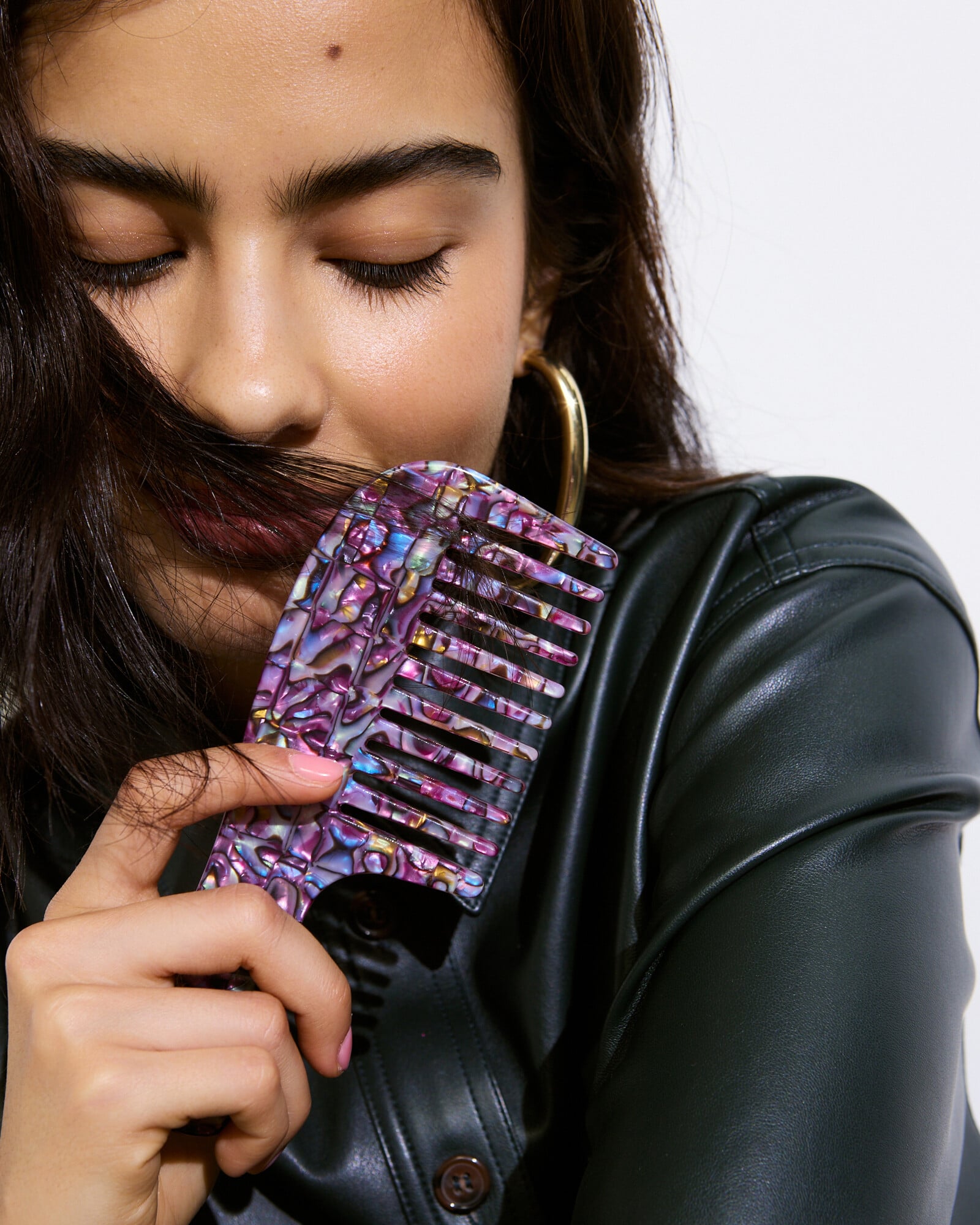 Zariah Purple Shimmer Hair Comb | Oliver Bonas