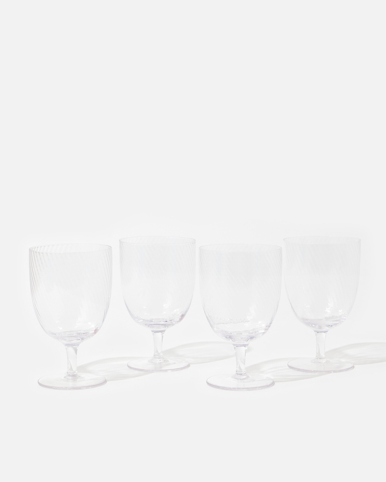 Le Bistrot Clear Wine Goblets Set of Four