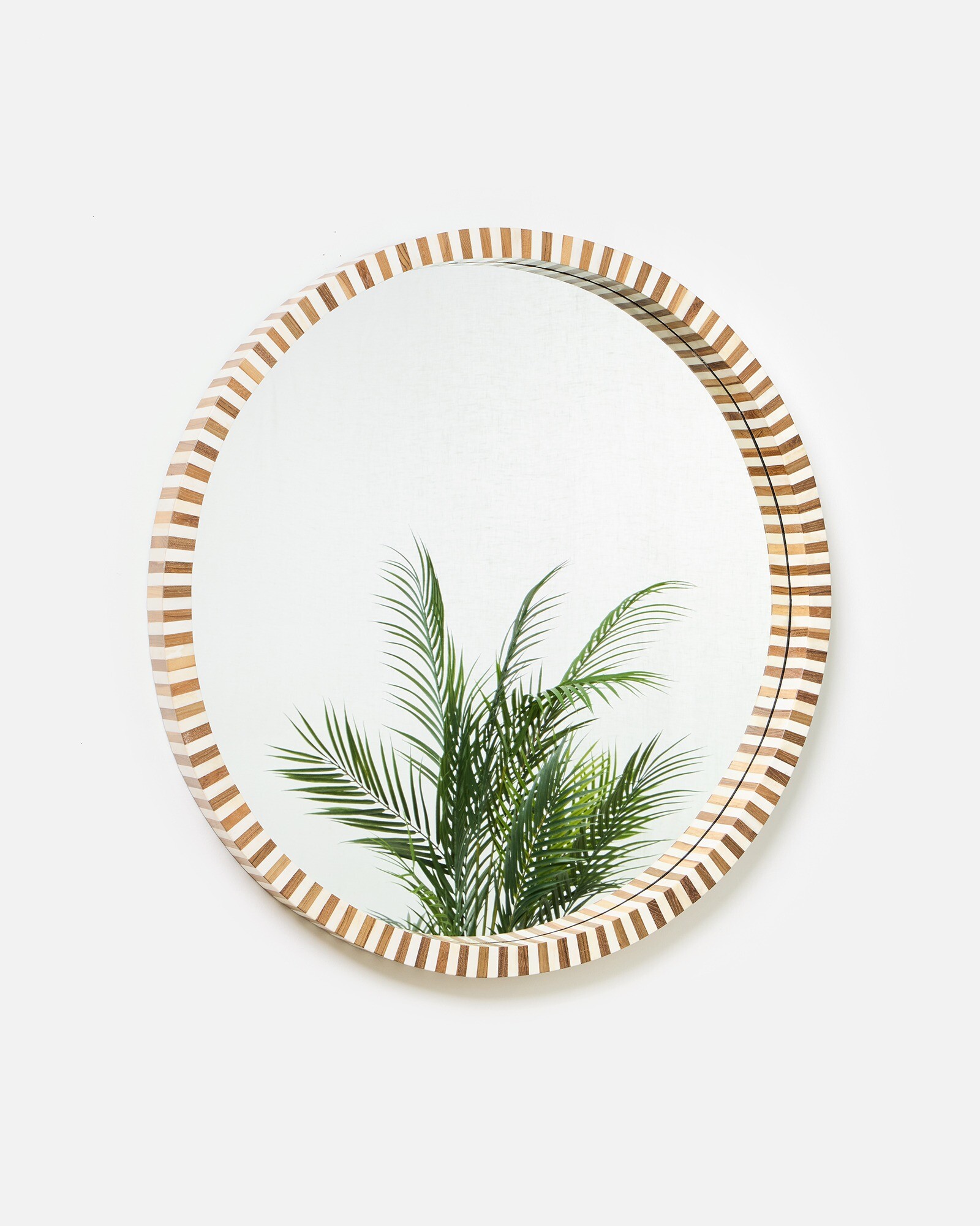 Rayas Striped Wooden Round Wall Mirror