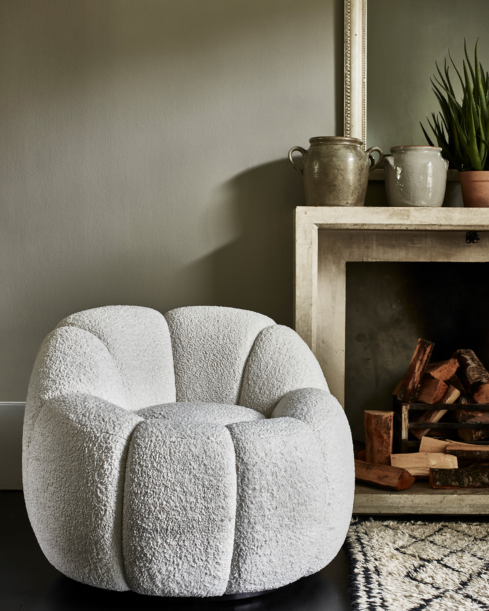 Margot White Faux Sheepskin Boucle Swivel Chair | Oliver Bonas