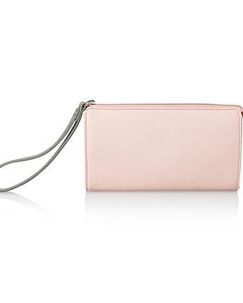 Elodie Oliver 33 Ans Lyon Copains D Avant