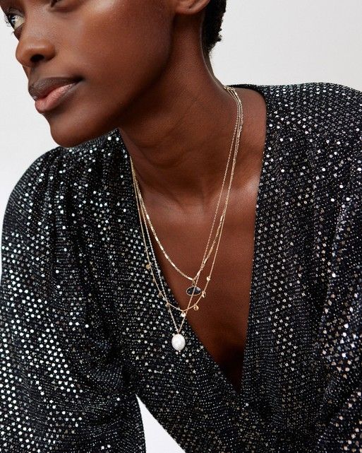 Layering Necklaces Without Tangling - Diana Elizabeth