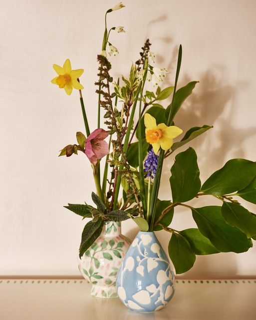 Holly Floral Ceramic Bud Vases Set of Two Oliver Bonas